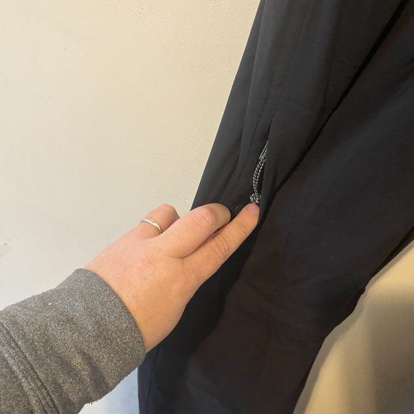COLUMBIA | Women's Omni-Shield Advanced Repellency Zipoff Pants Black Size 8 - Picture 8 of 15